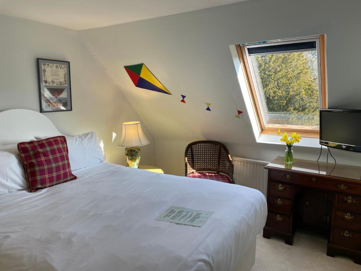 Bed and Breakfast Langrish House Питерсфилд Экстерьер фото