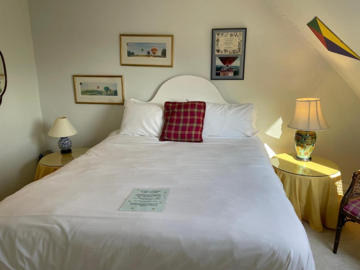 Bed and Breakfast Langrish House Питерсфилд Экстерьер фото