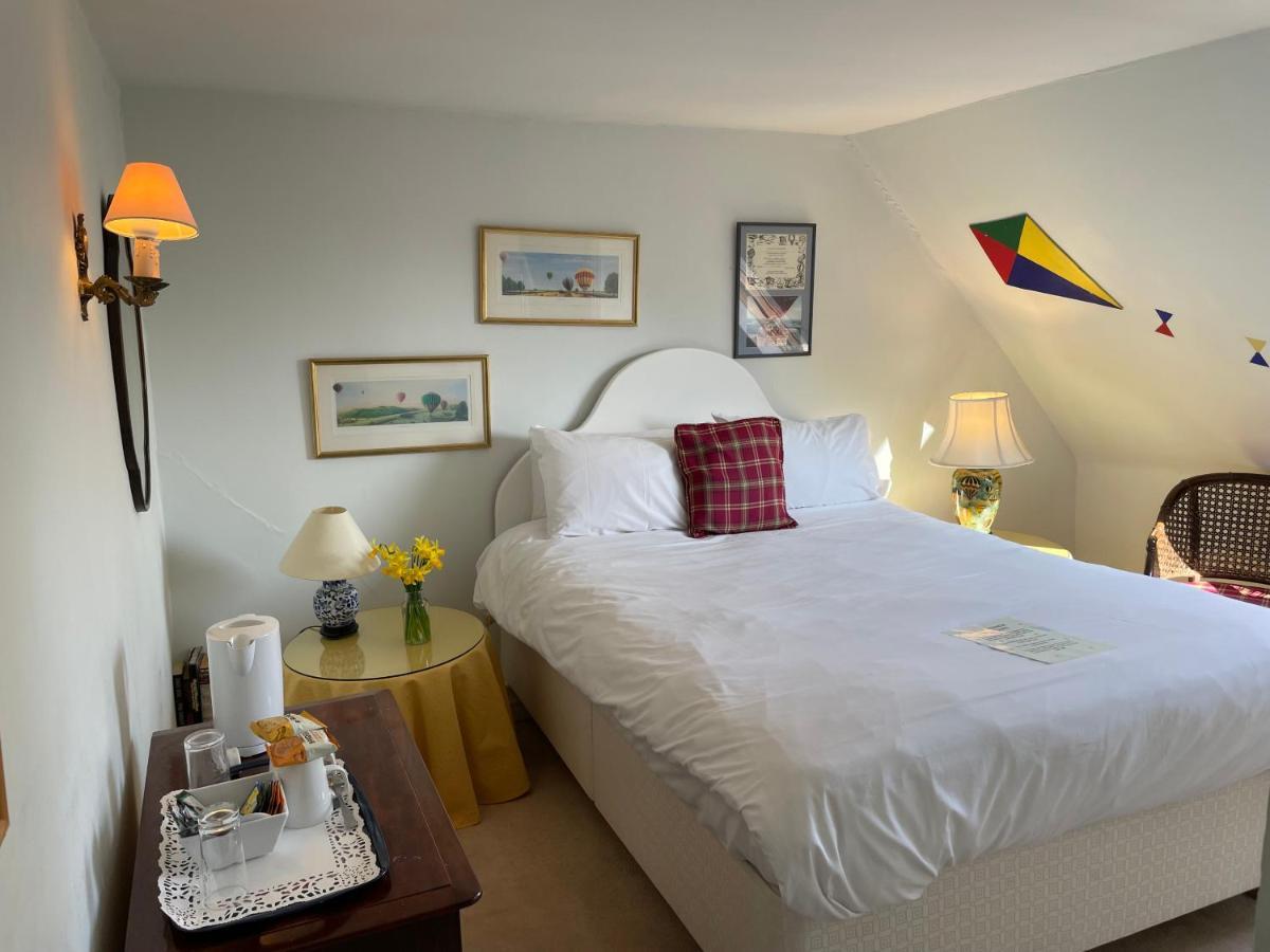 Bed and Breakfast Langrish House Питерсфилд Экстерьер фото